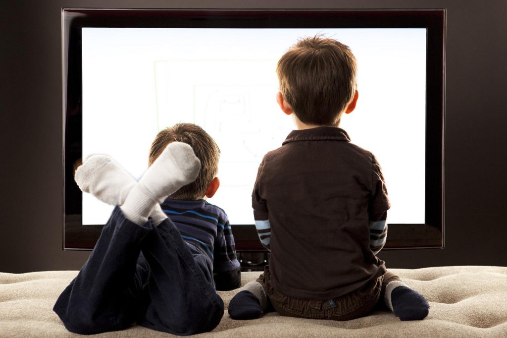 新研究：看电视多的孩子更容易变成坏孩子？
